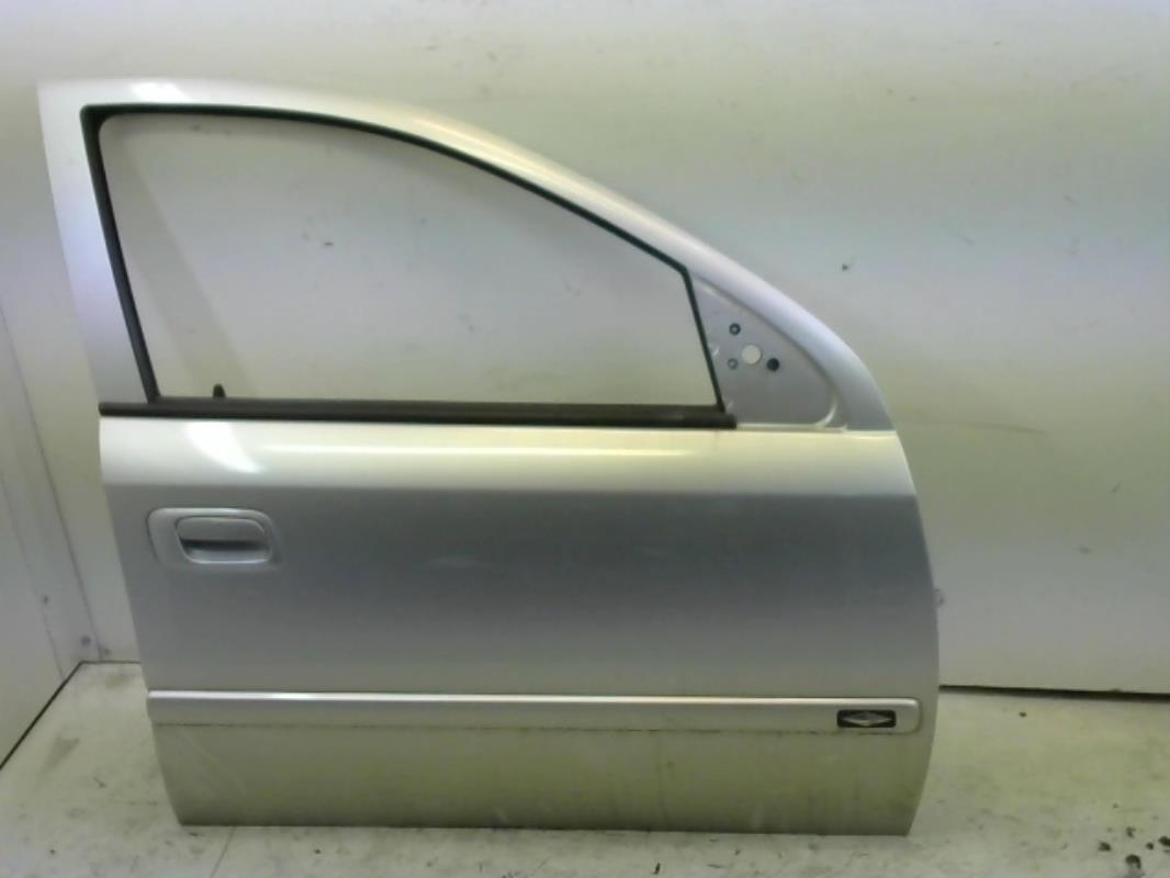 Porte avant droit