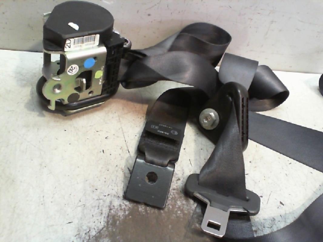Ceinture arriere droit