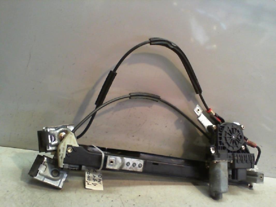 Leve vitre electrique avant droit