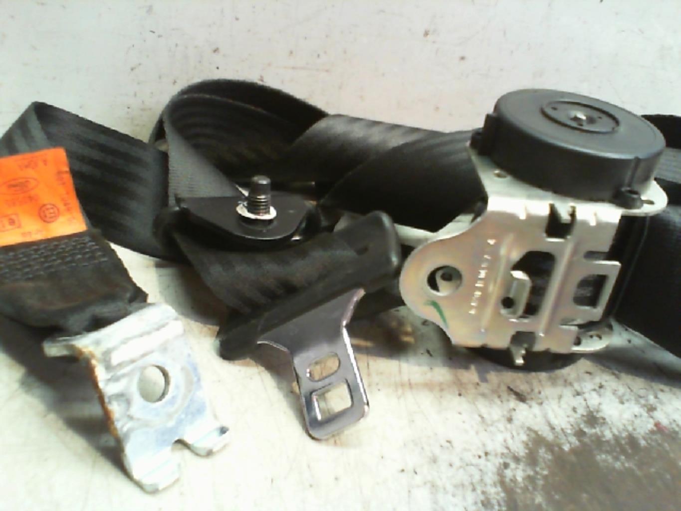 Ceinture arriere centrale