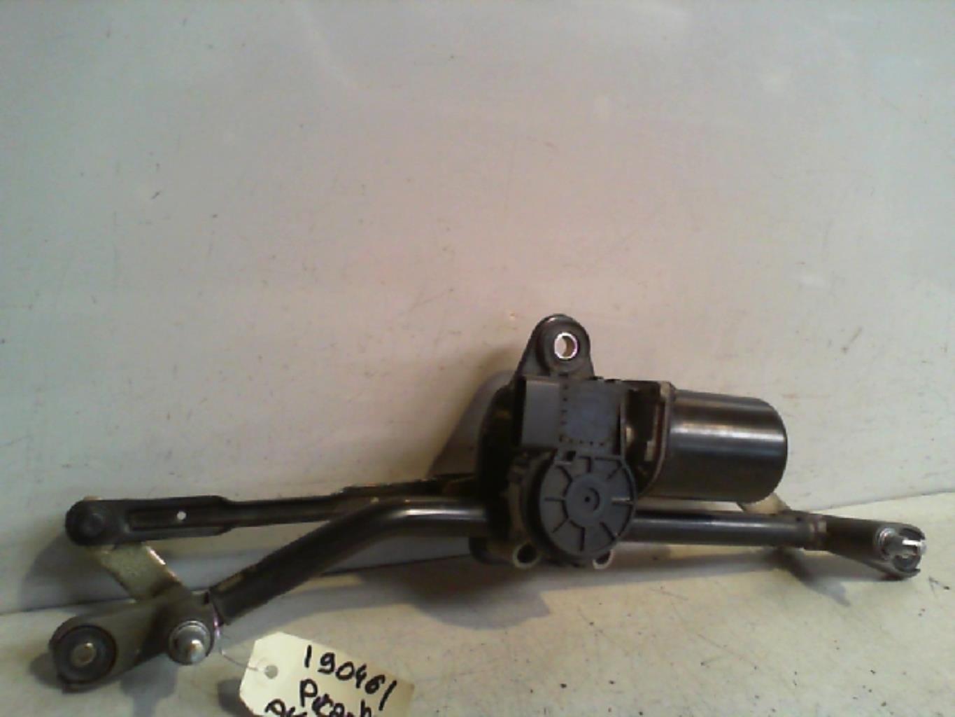 Moteur essuie glace avant
