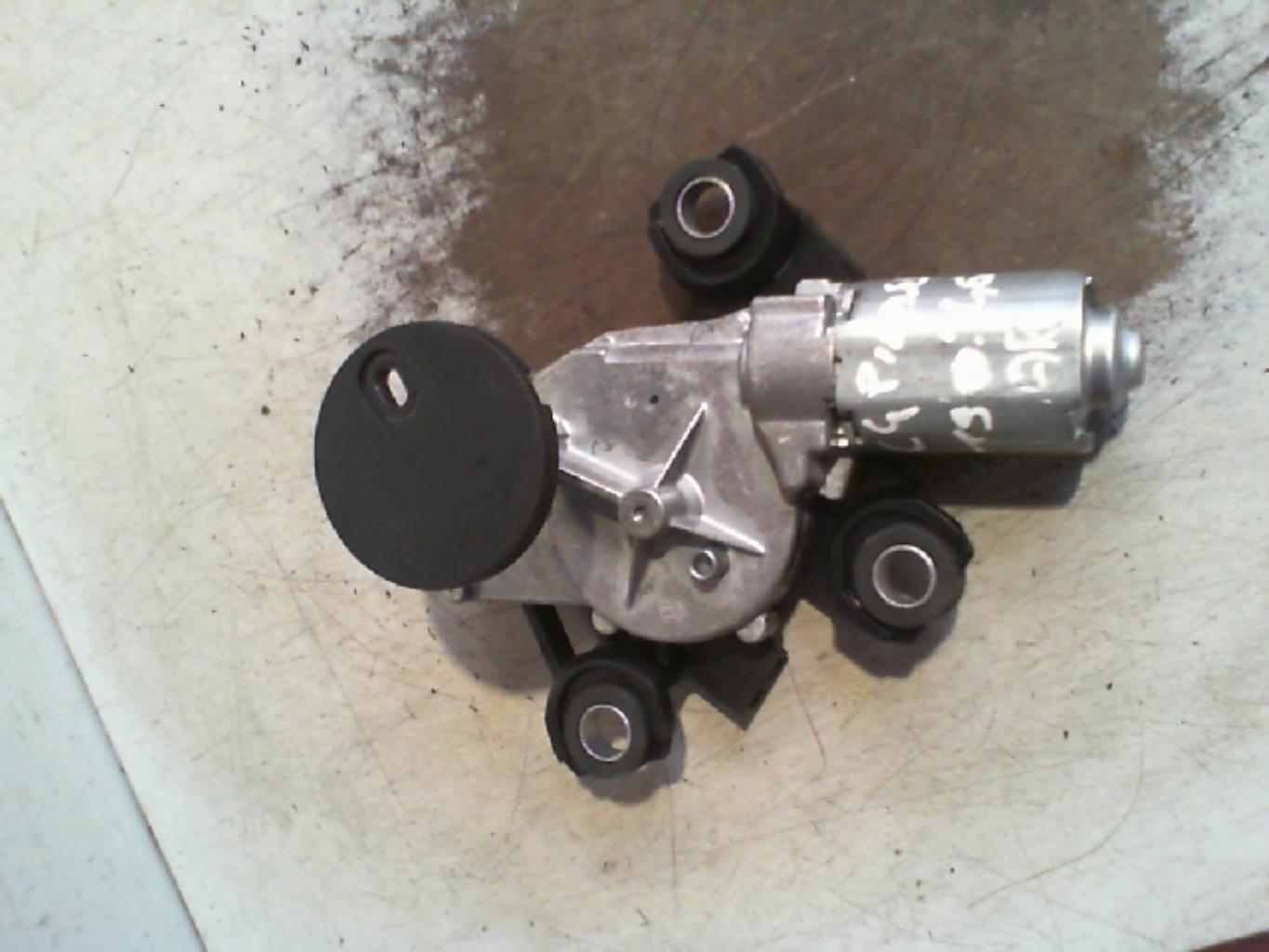 Moteur essuie glace arriere