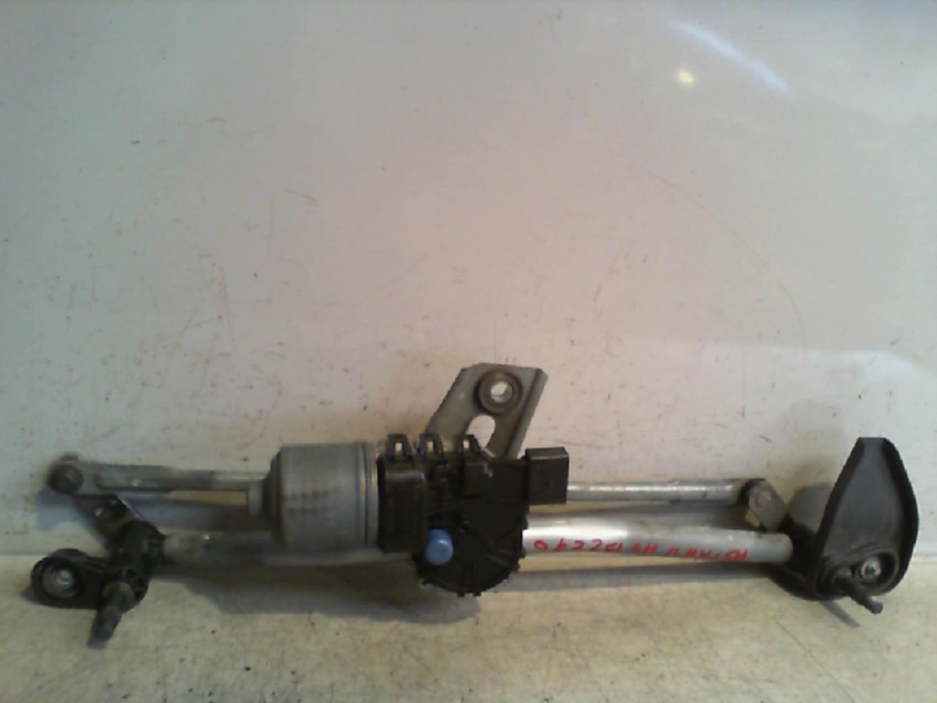 Moteur essuie glace avant
