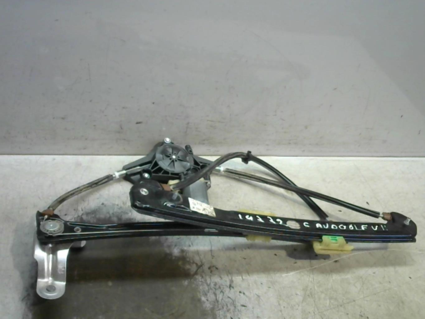 Leve vitre electrique avant droit