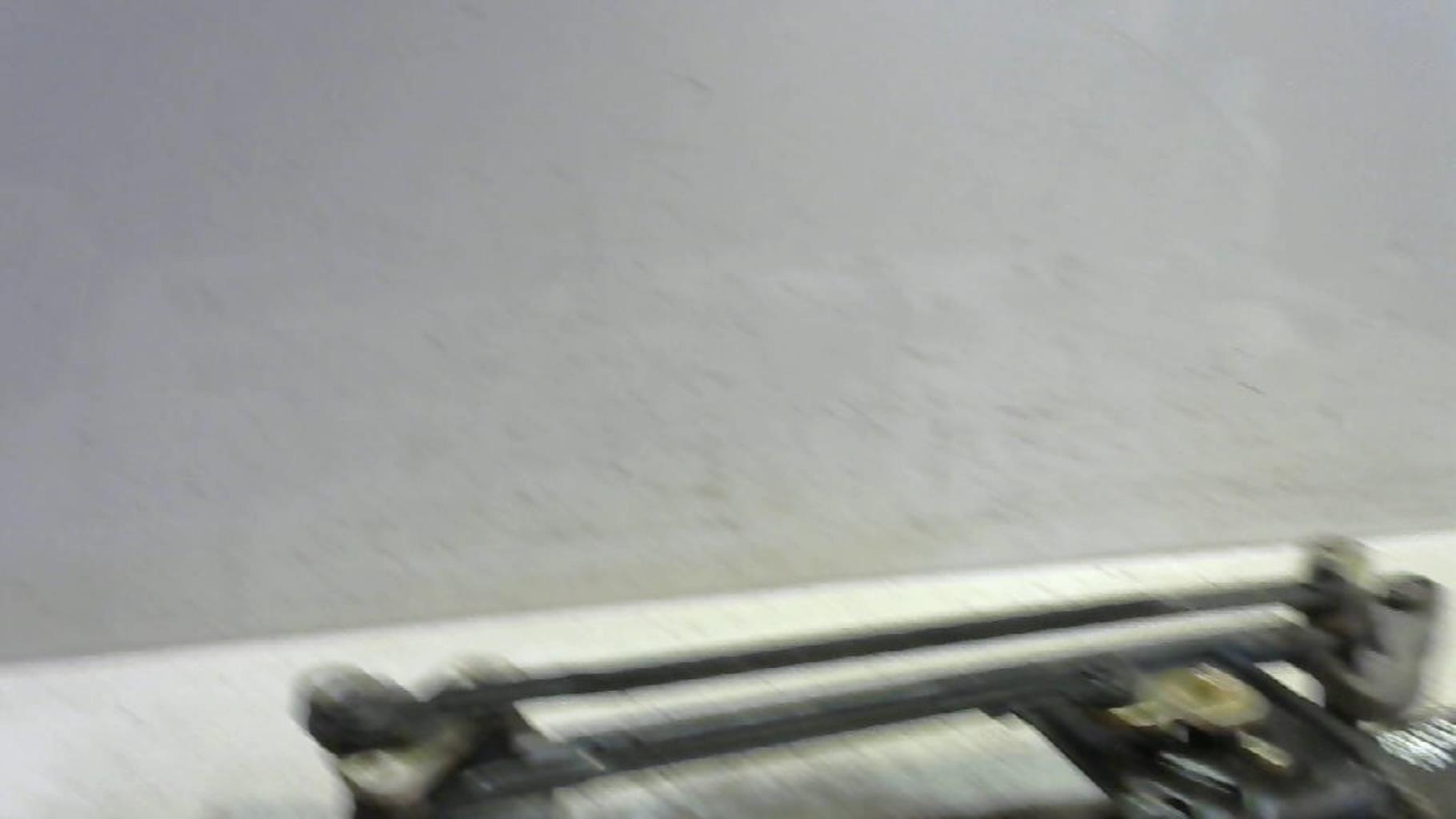 Moteur essuie glace avant