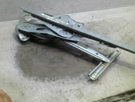 Leve vitre electrique avant droit