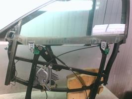Leve vitre electrique avant gauche