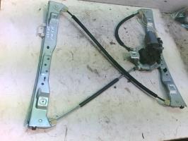 Leve vitre electrique avant droit