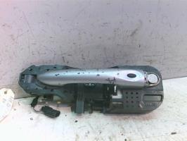 Poignee porte avant gauche