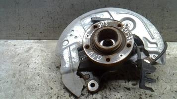 Fusee avant droit