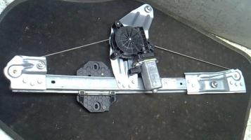 Leve vitre electrique avant droit