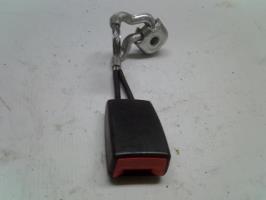 Attache ceinture arriere droit