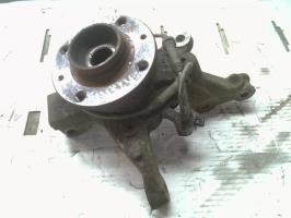Fusee avant gauche