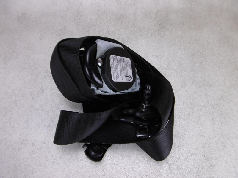 Ceinture avant gauche