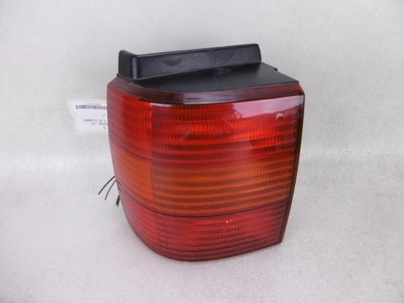 Fanale posteriore principale sinistro (luci)