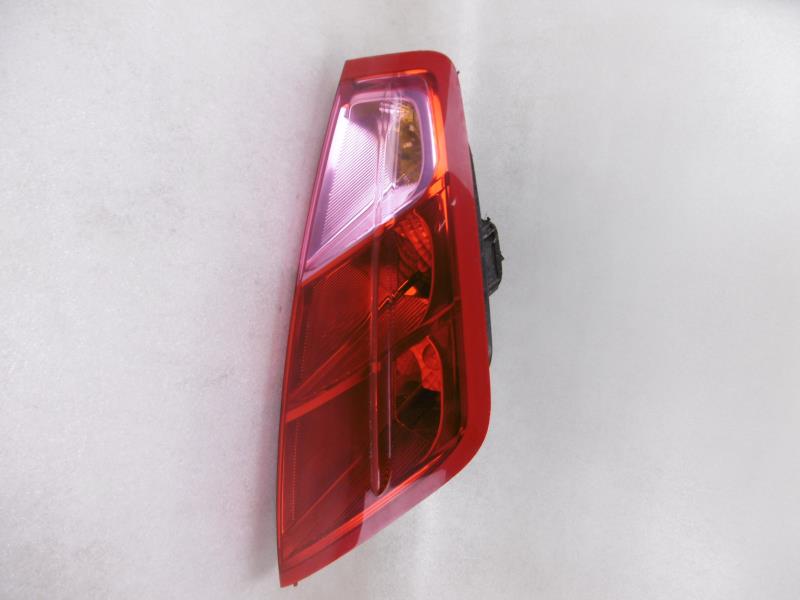 Fanale posteriore principale destro (luci)