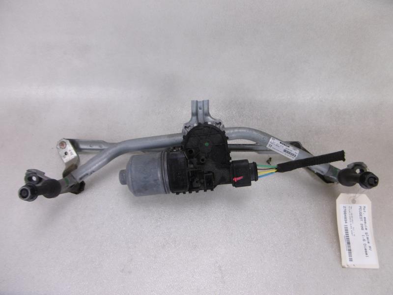 Moteur essuie glace avant