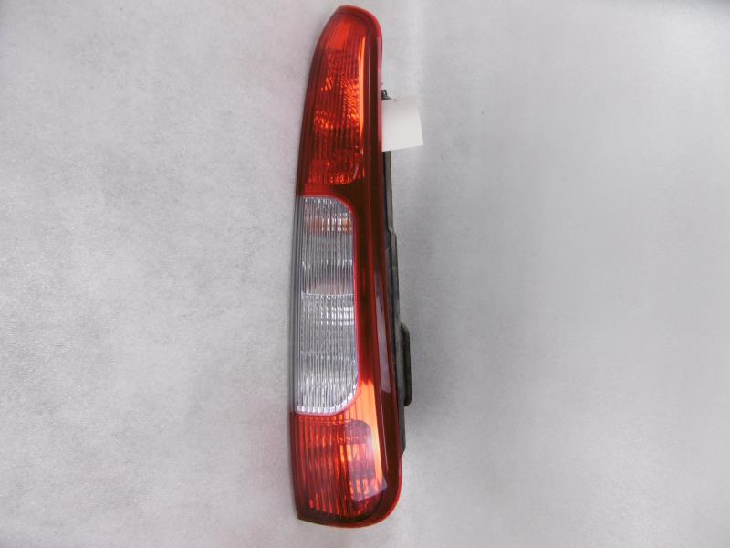 Fanale posteriore principale destro (luci)