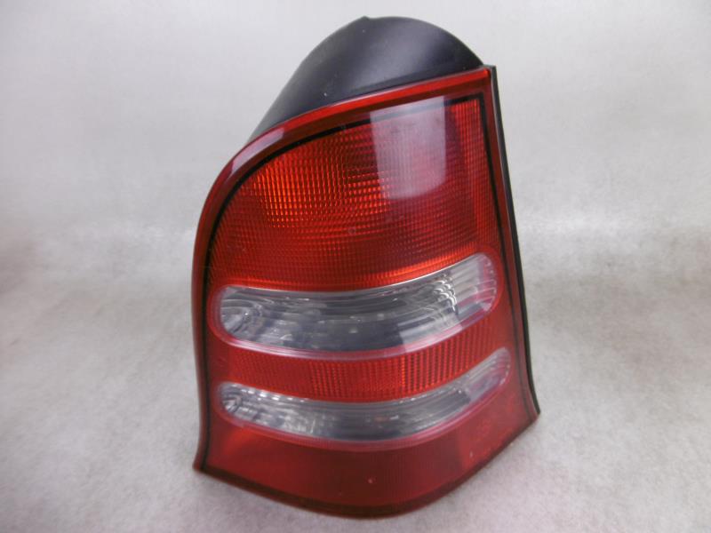 Fanale posteriore principale destro (luci)