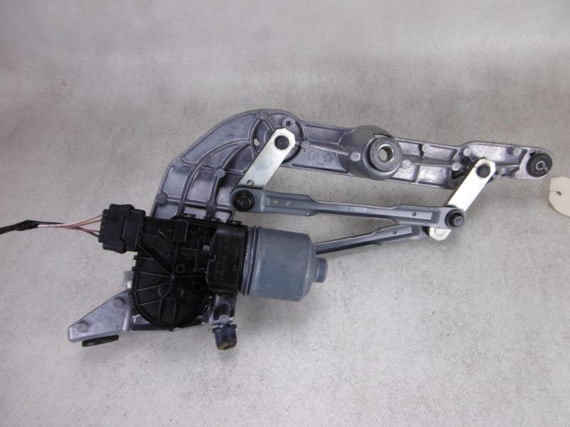 Moteur essuie glace avant