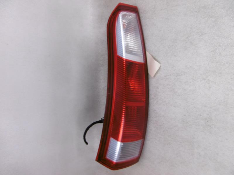 Fanale posteriore principale sinistro (luci)