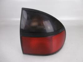 Fanale posteriore principale destro (luci)