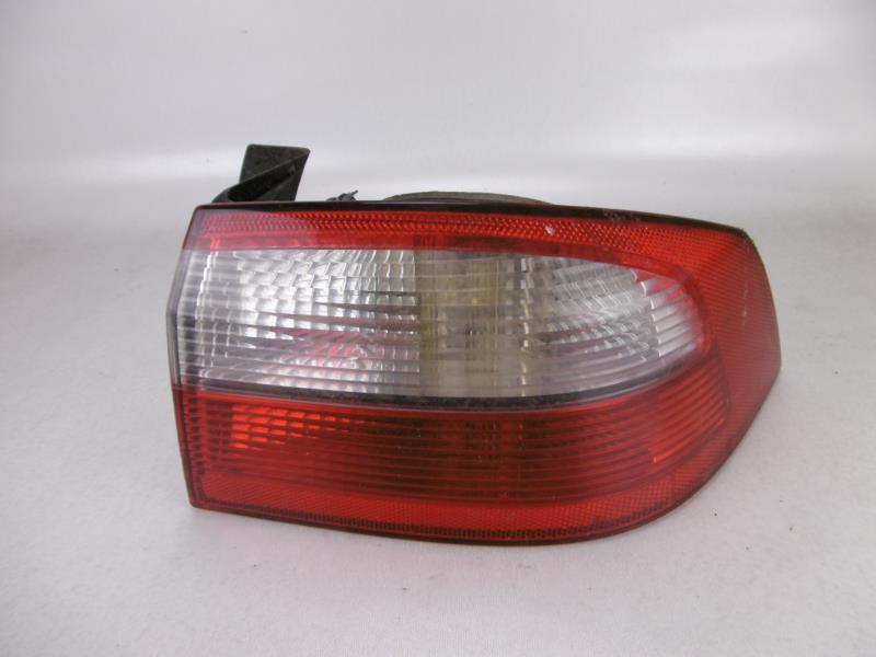Fanale posteriore principale destro (luci)