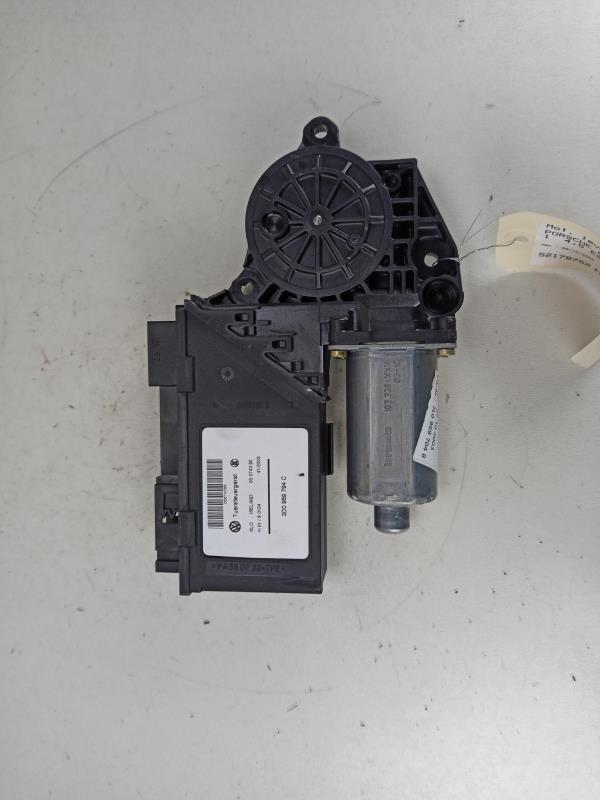Moteur leve vitre arriere droit