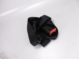 Attache ceinture arriere droit