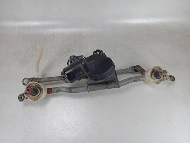 Moteur essuie glace avant