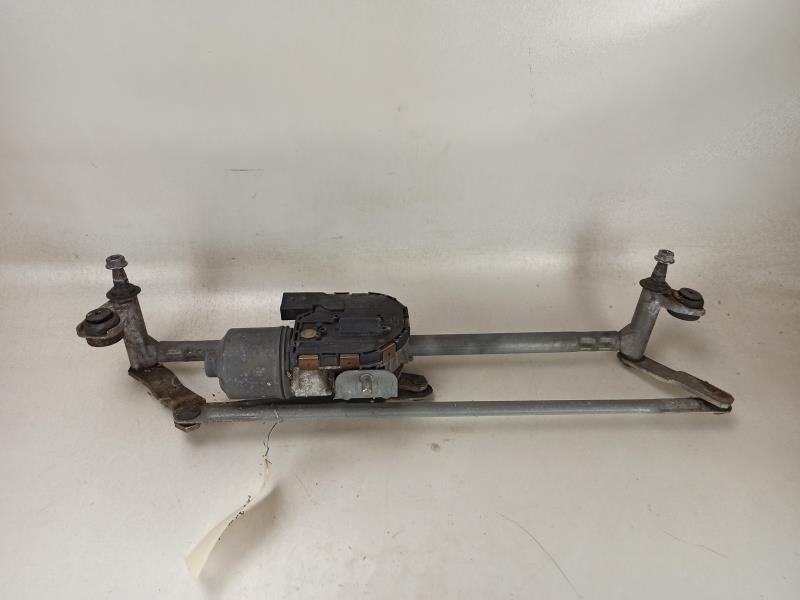 Moteur essuie glace avant