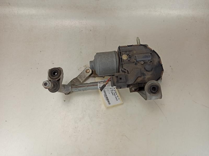 Moteur essuie glace avant droit