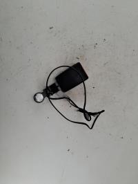 Attache ceinture avant gauche