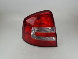 Fanale posteriore principale sinistro (luci)