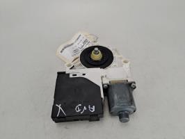 Moteur leve vitre avant droit