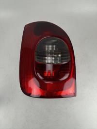 Fanale posteriore principale sinistro (luci)