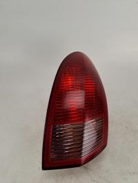 Fanale posteriore principale sinistro (luci)