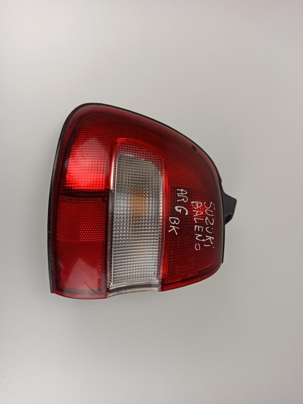 Fanale posteriore principale sinistro (luci)