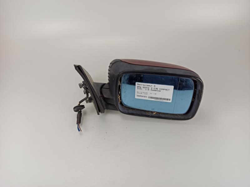 Retrovisor derecho