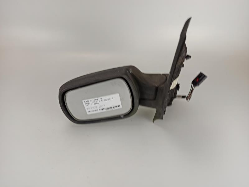 Retrovisor izquierdo