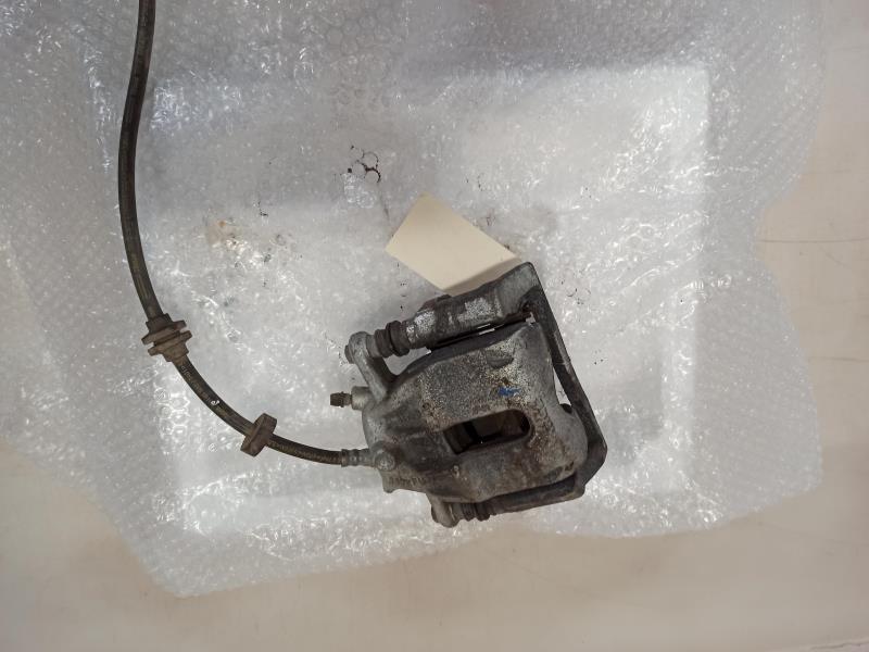 Etrier avant gauche (freinage)