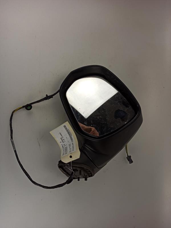 Retrovisor izquierdo