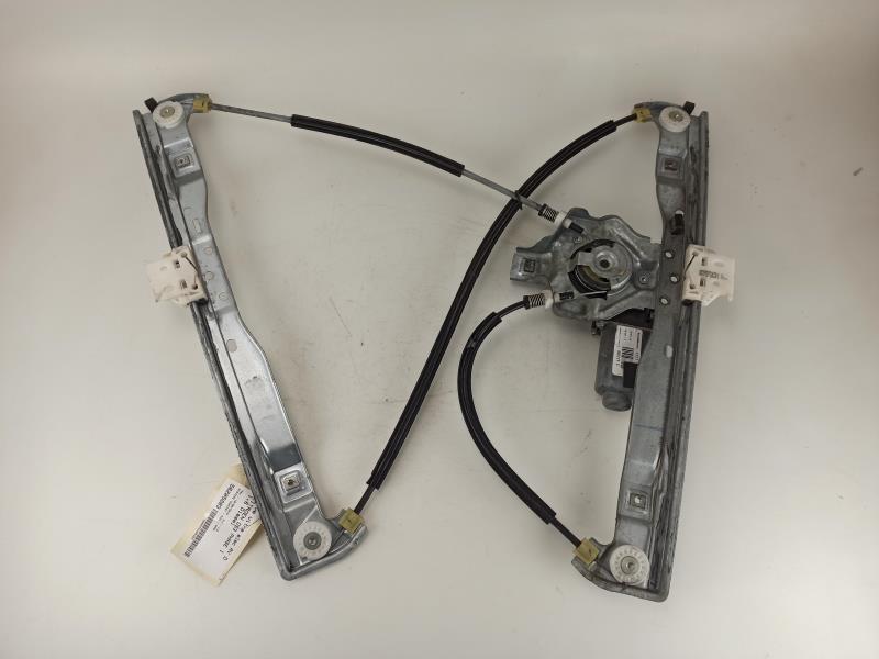 Leve vitre electrique avant droit