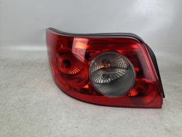 Fanale posteriore principale sinistro (luci)