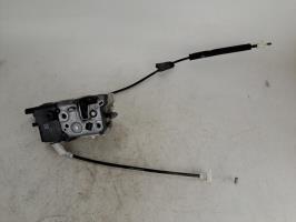 Cerradura delantera derecha