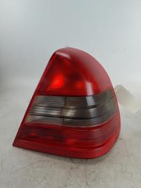 Fanale posteriore principale destro (luci)