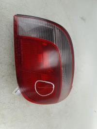 Fanale posteriore principale destro (luci)