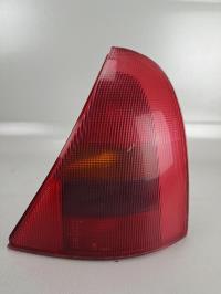 Fanale posteriore principale destro (luci)
