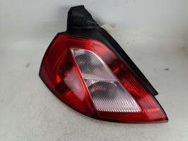 Fanale posteriore principale sinistro (luci)