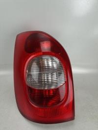 Fanale posteriore principale sinistro (luci)